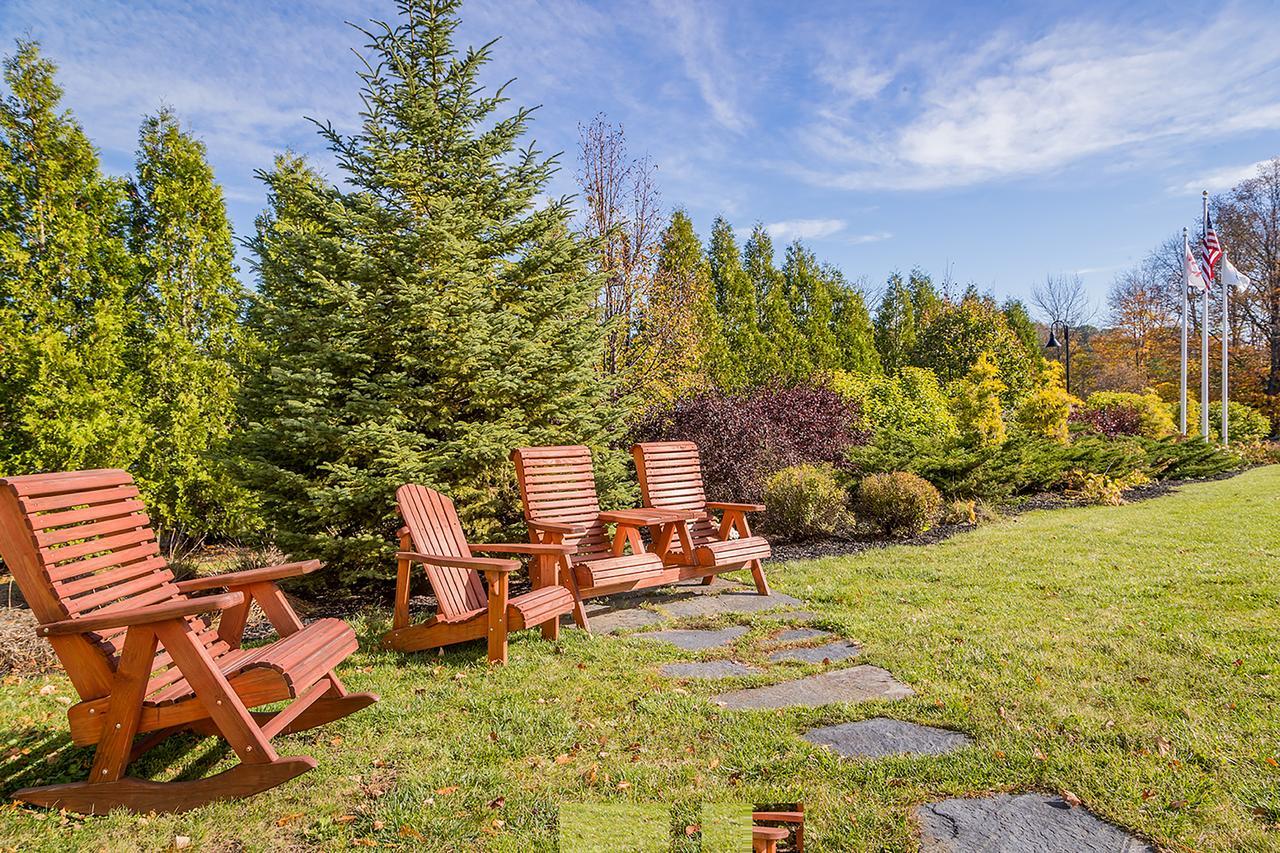 פיטספילד Berkshire Mountain Lodge מראה חיצוני תמונה